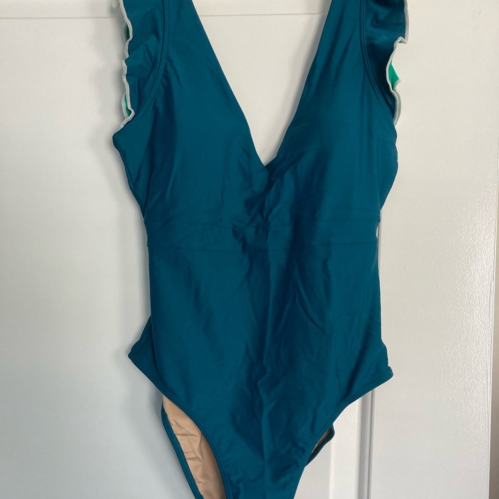 Summersalt Ruffle Backflip size 6